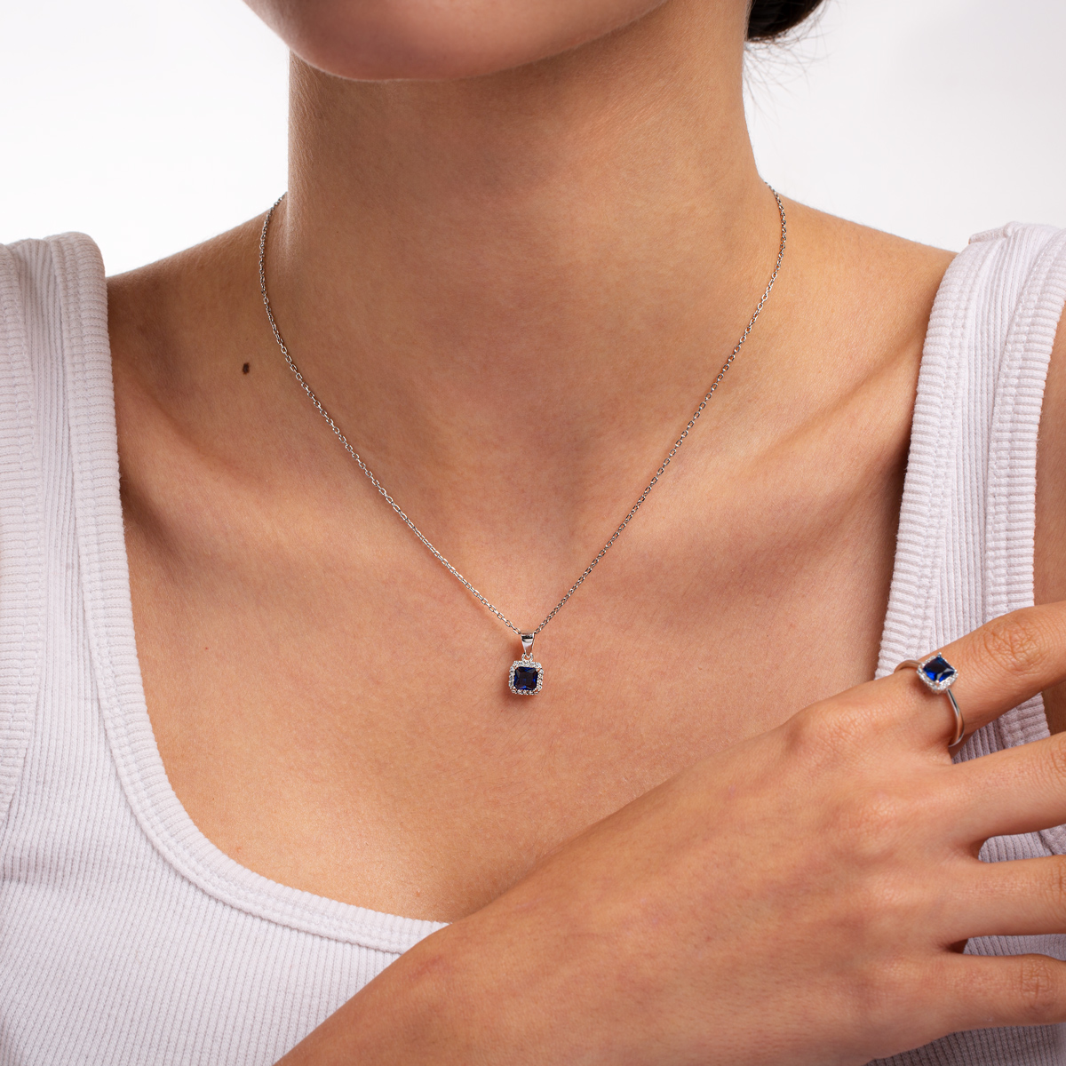 نیم ست نقره نگین دار مربع سرمه ای گالری طلا پرسته