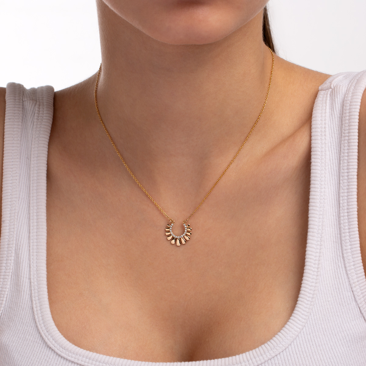 گردنبند طلا نگین دار نور گالری طلا پرسته