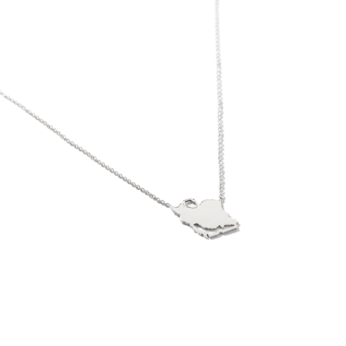 گردنبند نقره نقشه ایران گالری طلا پرسته